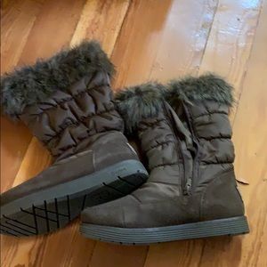 Winter boots